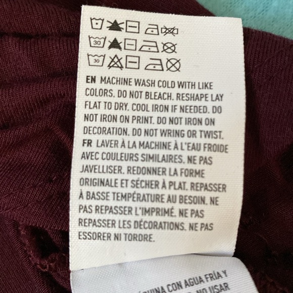 AMERICAN EAGLE OUTFITTERS Soft & Sexy lace up v-neck burgundy wine flowy size L - Picture 6 of 11